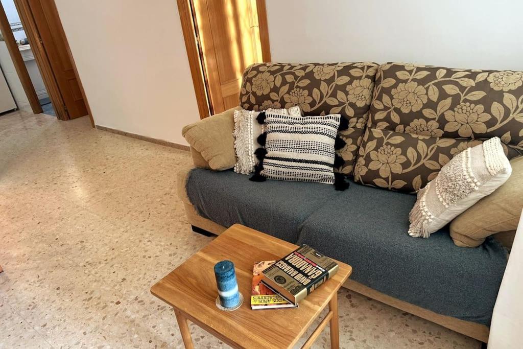 Azul 2 Bedroom Apartment In Salou Tarragona المظهر الخارجي الصورة