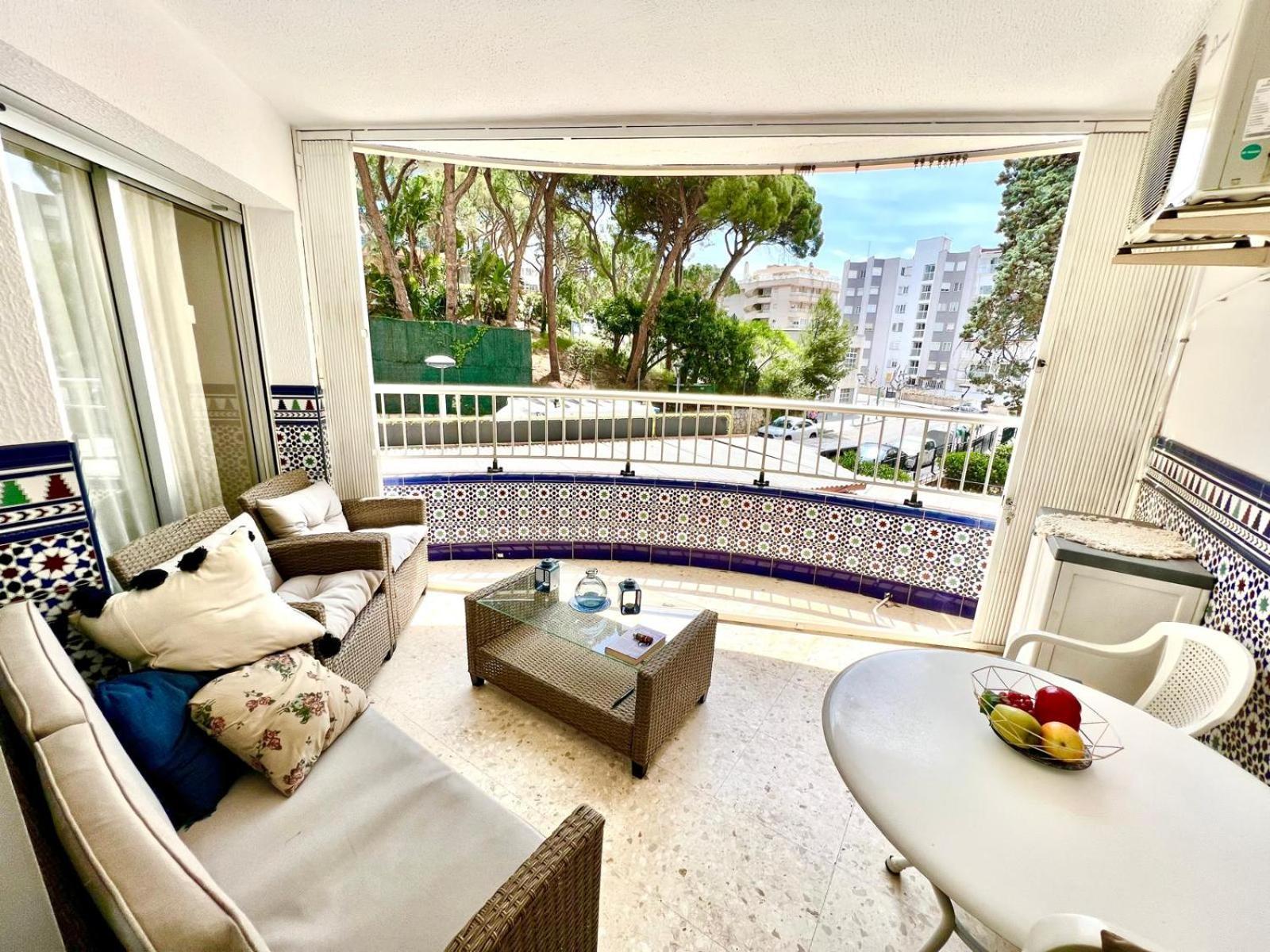 Azul 2 Bedroom Apartment In Salou Tarragona المظهر الخارجي الصورة